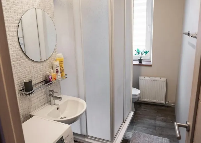 Gaiss Un Majigs Dzivoklis *